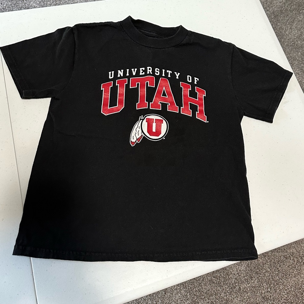 Champion 6-7 Small Kids Black & Red University of Utah Tee